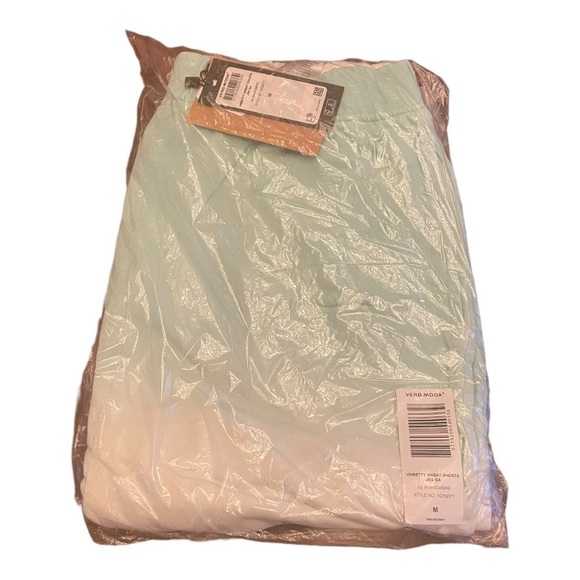 Vero Moda Betty SWEAT SHORTS Icy Morn/OMBRE - Picture 8 of 13